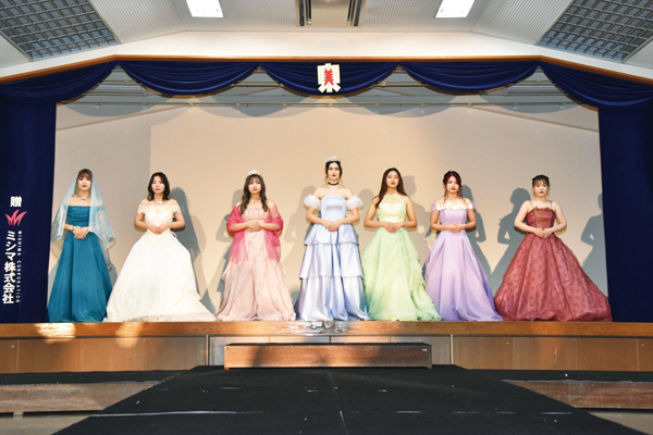 校内ヘアショー